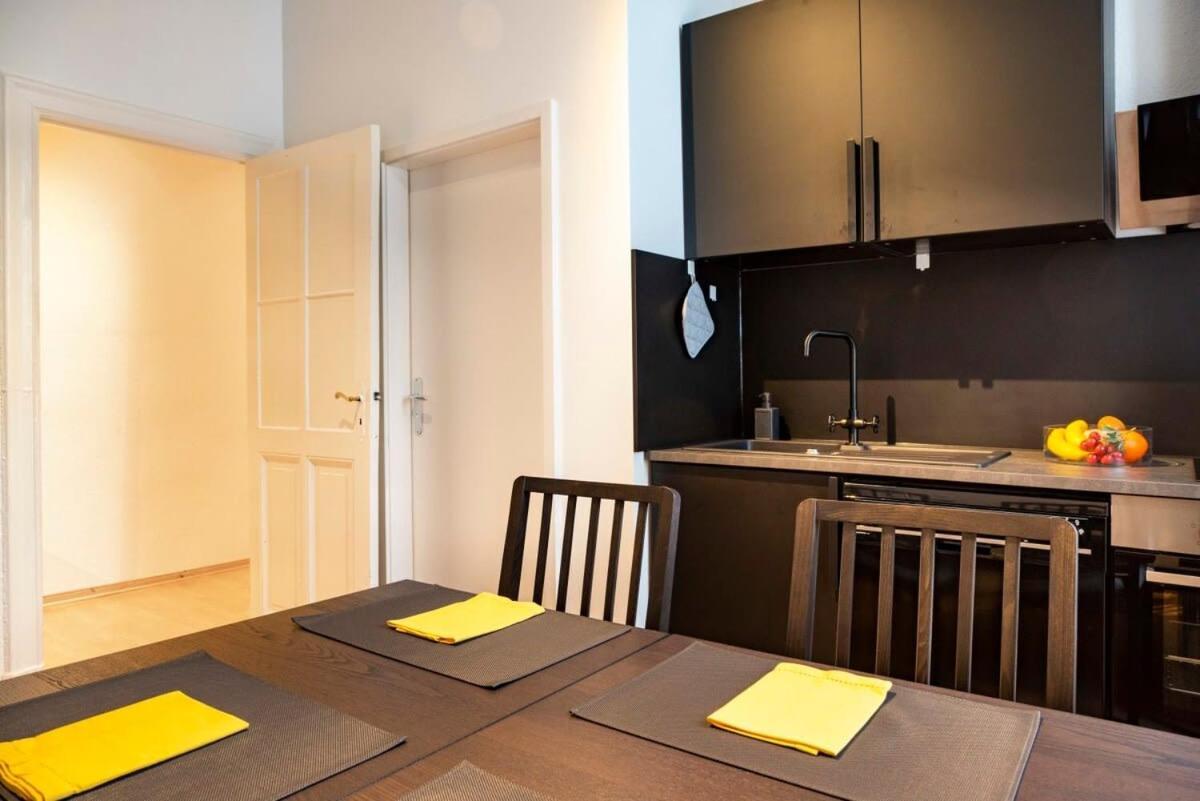 Spacious Family Apartment At Mauerpark Plus Selfcheckin Berlin Exterior foto